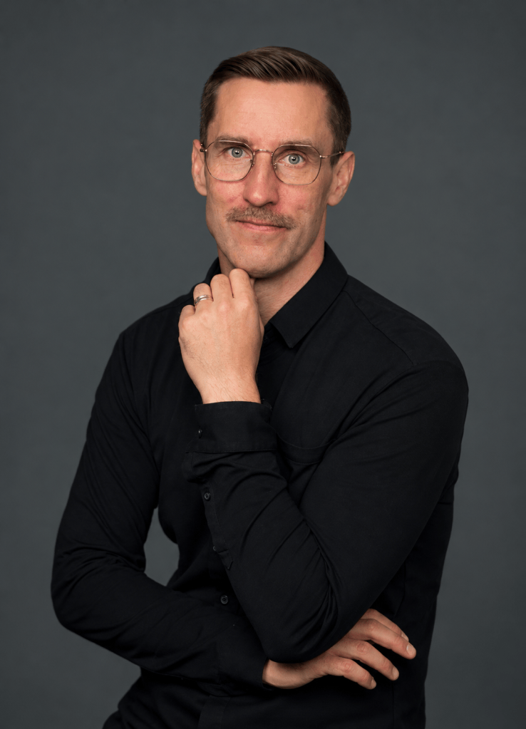 Teemu Leinonen, sairaanhoitaja ja työnohjaaja